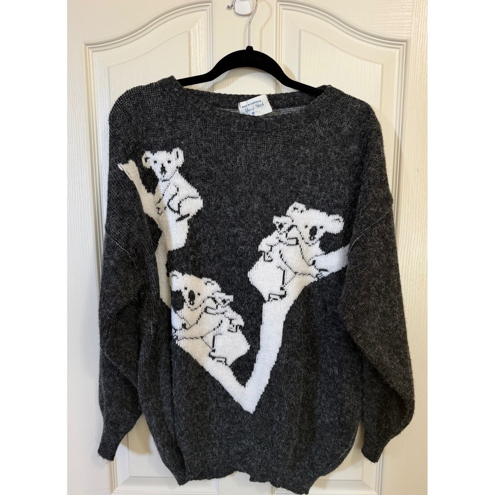 Vintage Young Stitch Australia Koala Sweater Womens M Relaxed 90's Gray Animal.